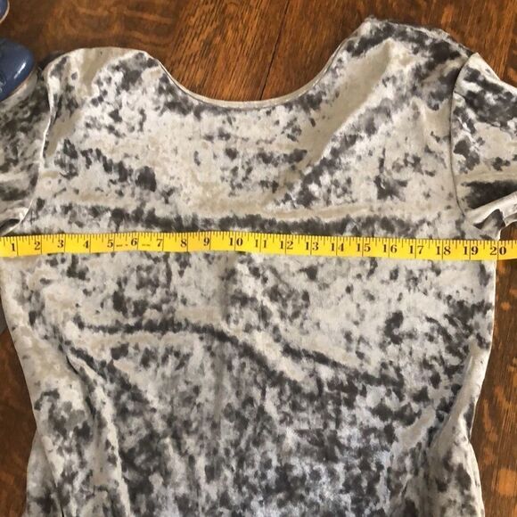 NEW Z Supply Crushed Gray Velvet Shift Dress SzM Date Night, Holiday, Occassion - Picture 11 of 13